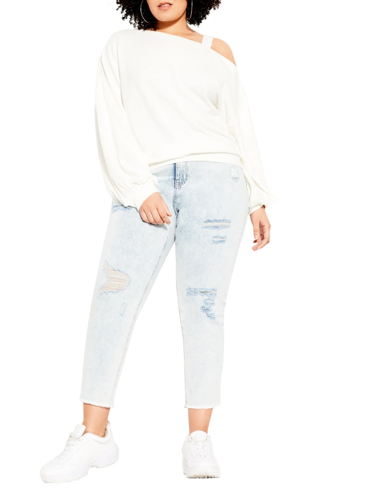Front of a model wearing a size XS Alexandra Soft Love Top in Cream by CCX. | dia_product_style_image_id:233455